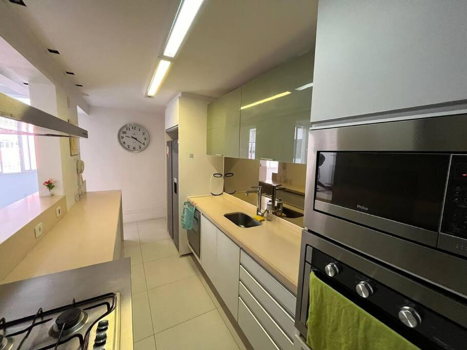 Lindo De 3 Quartos, Uma Quadra Da Praia! Apartamento Río de Janeiro